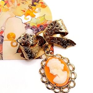 Vintage Cameo Lady Ribbon Bow Brooch